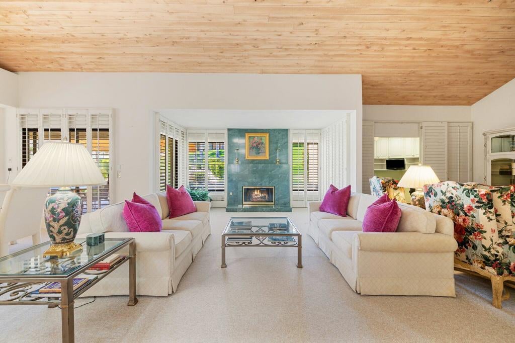 Photo of Listing #219129372DA