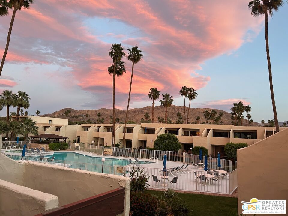 1655 Palm Canyon Drive # 204, Palm Springs