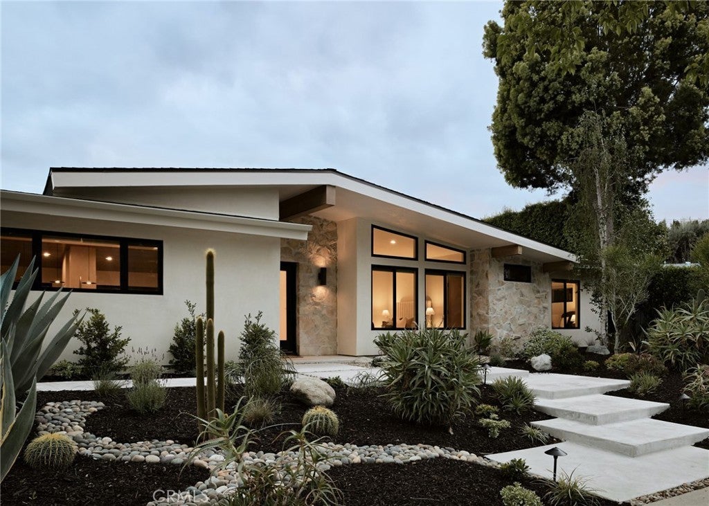 Photo of Listing #TR25095397