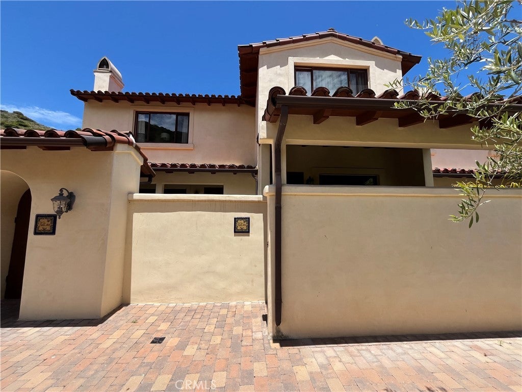 Photo of Listing #SB25091064