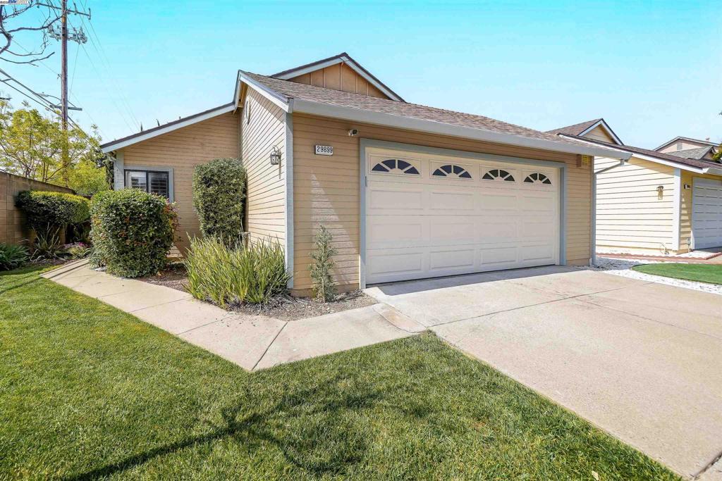 Photo of Listing #41095711