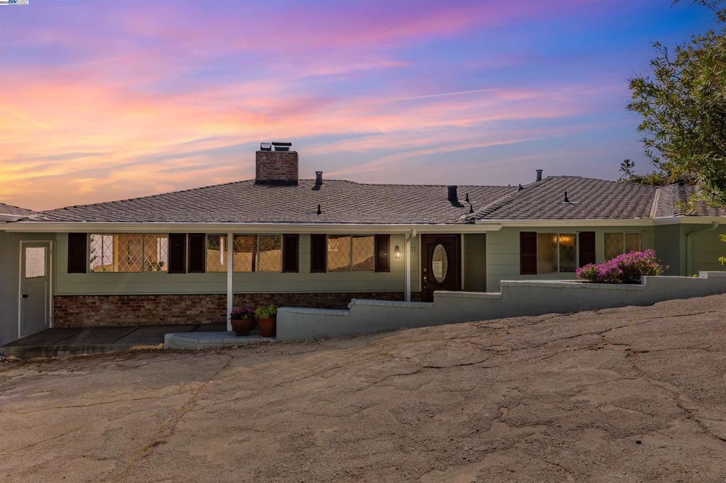 Photo of Listing #41095714