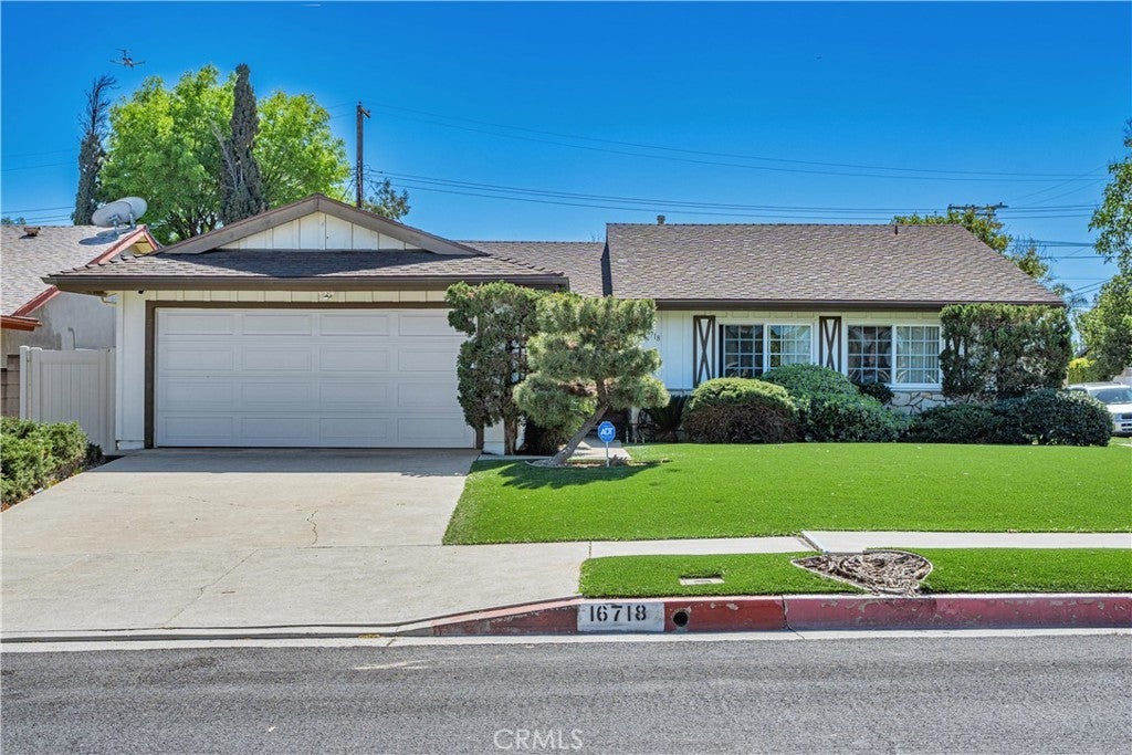 Photo of Listing #OC25093775