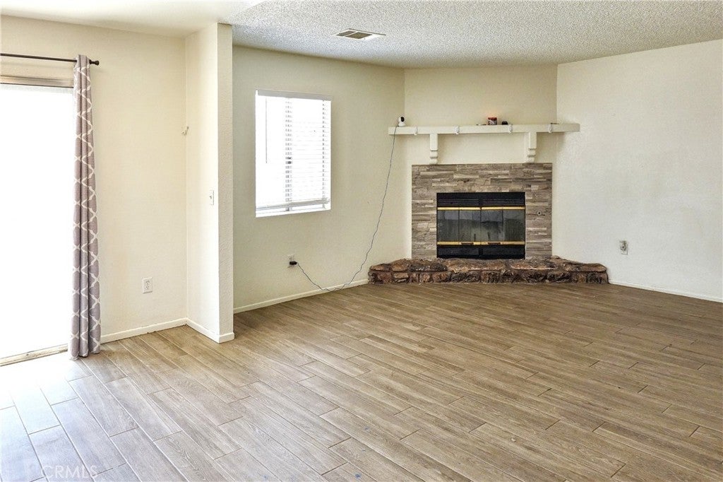 Photo of Listing #HD25096639