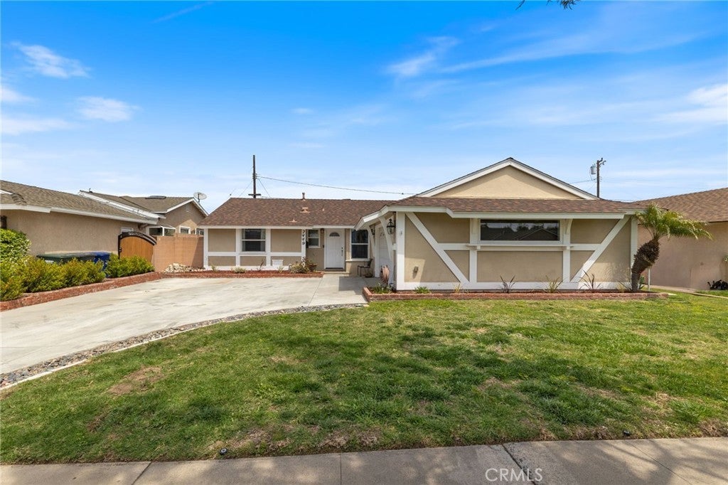 Photo of Listing #PW25096063