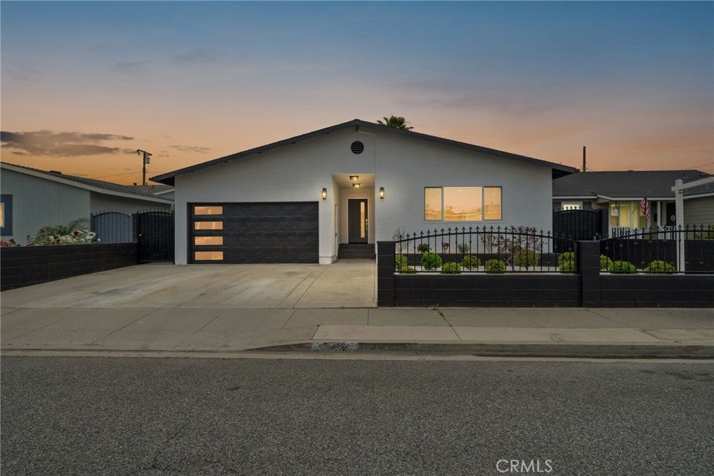 Photo of Listing #PW25095133