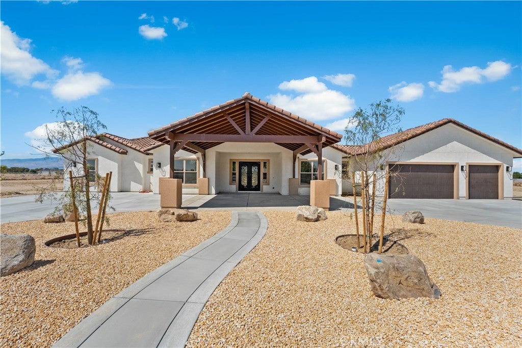 Photo of Listing #SR25094609