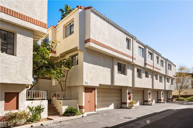 2931 Plaza Del Amo 137, Torrance.