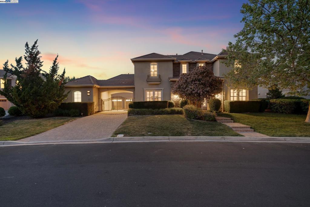 Photo of Listing #41095793