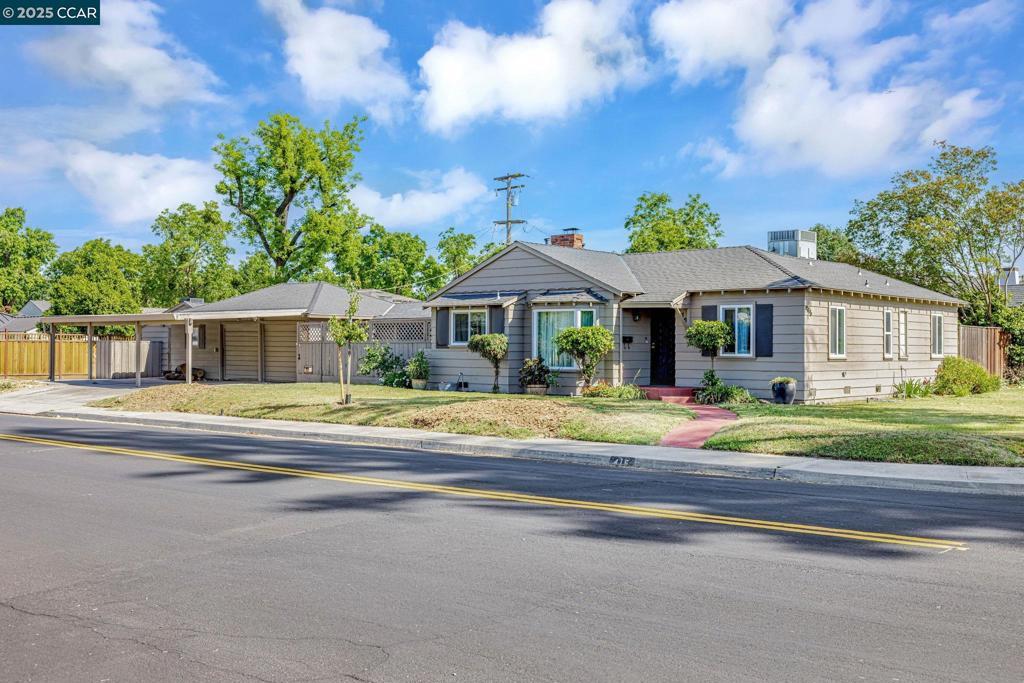 Photo of Listing #41095802