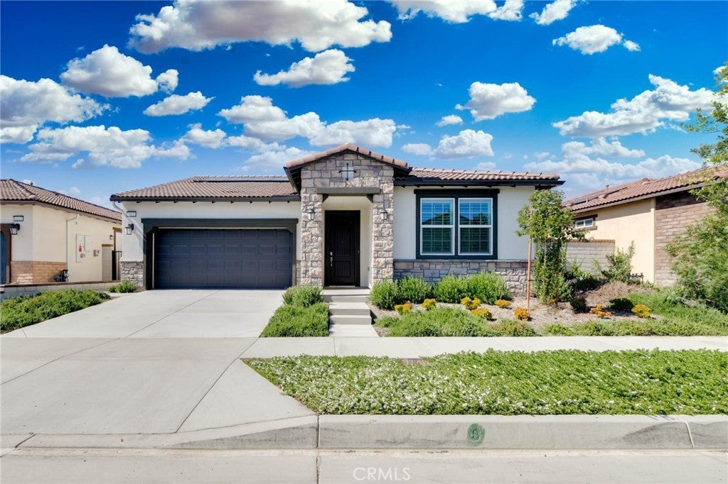 Photo of Listing #PW25097010