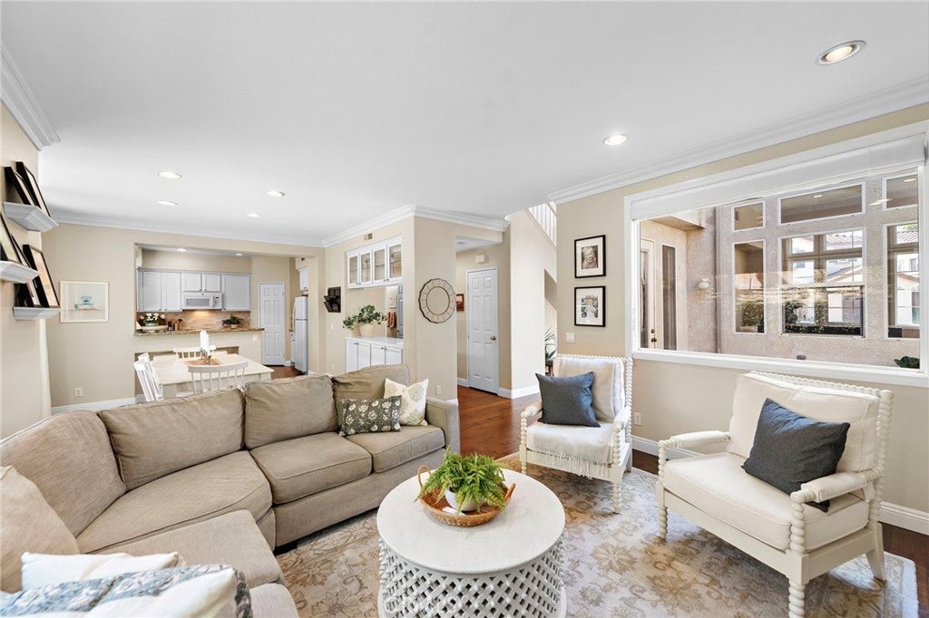 Photo of Listing #OC25096277