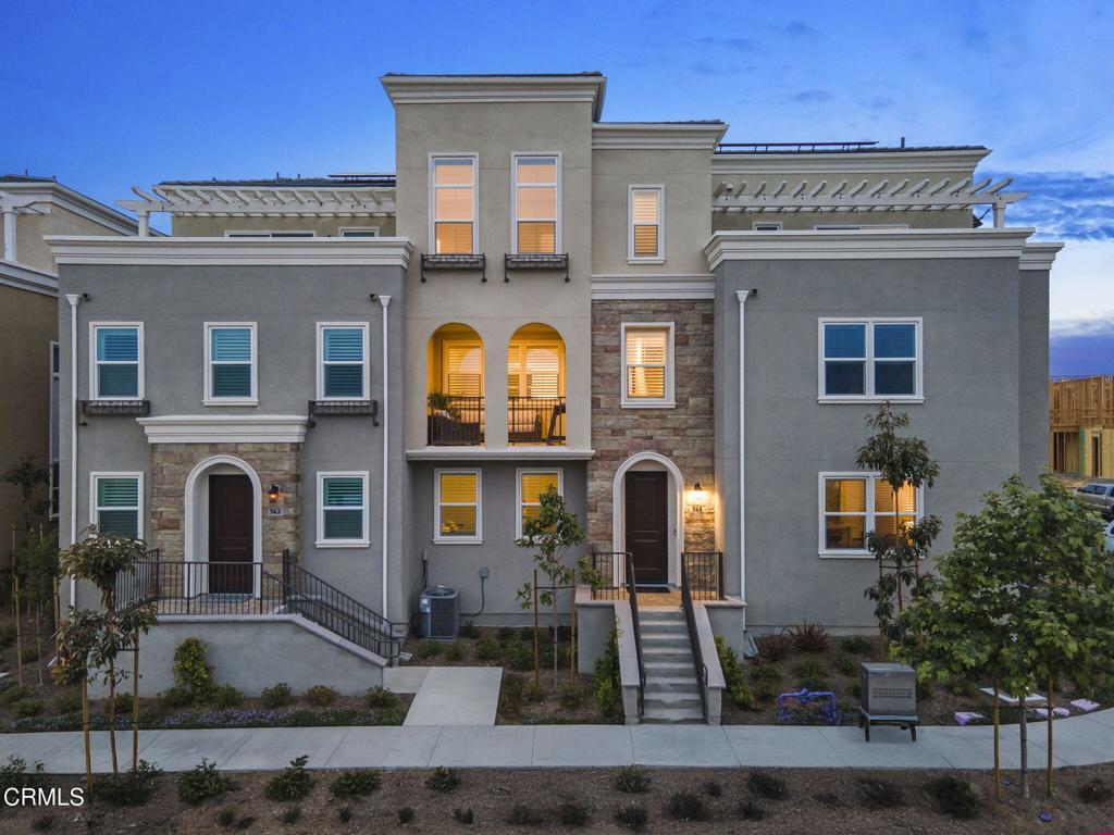 Photo of Listing #V1-29693