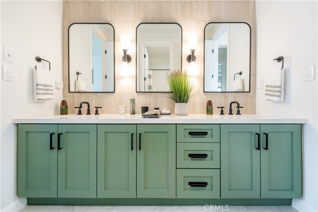 Photo of Listing #OC25094517