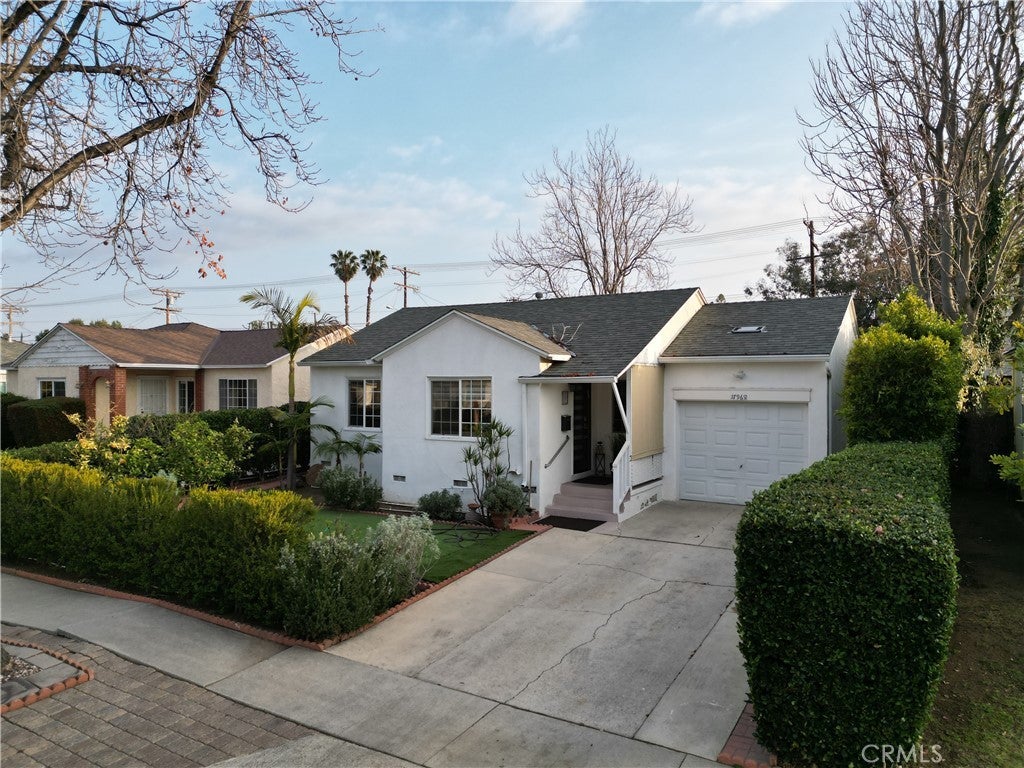 Photo of Listing #SR25097228