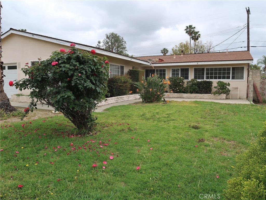 Photo of Listing #SR25097315