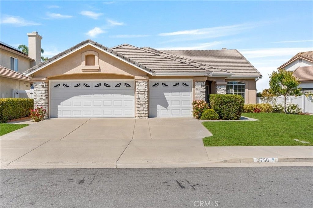 Photo of Listing #PW25096942