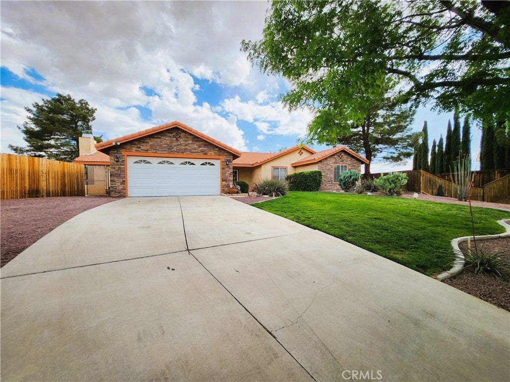 Photo of Listing #IV25094543