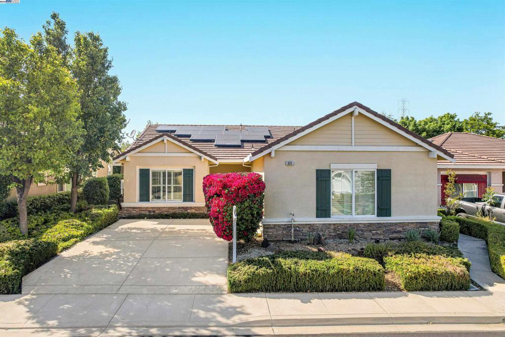 Photo of Listing #41095874