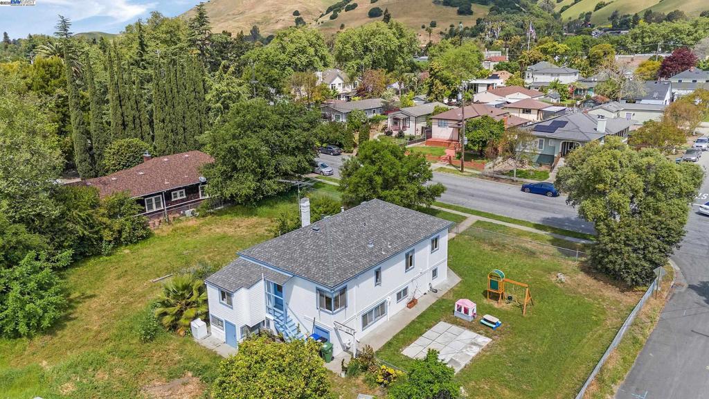 Photo of Listing #41095891