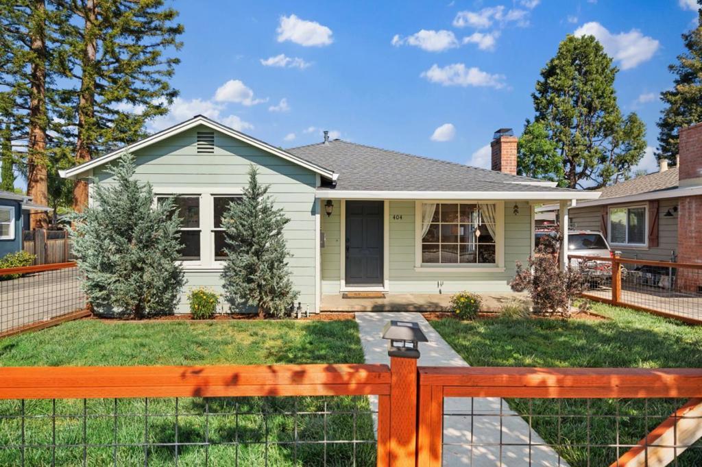 Photo of Listing #ML82005222