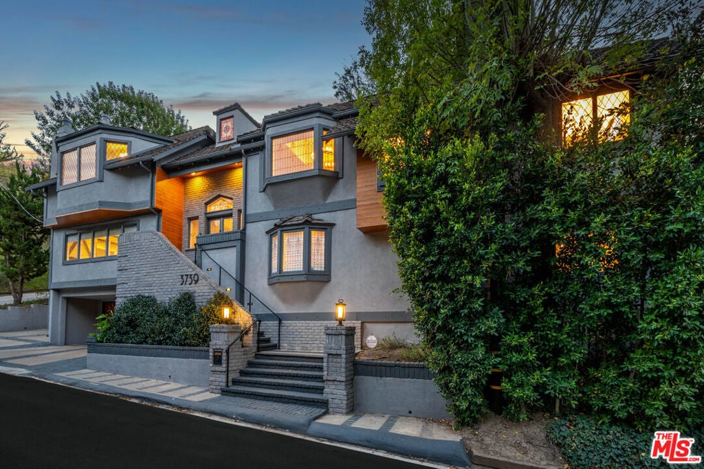 Photo of Listing #25532905