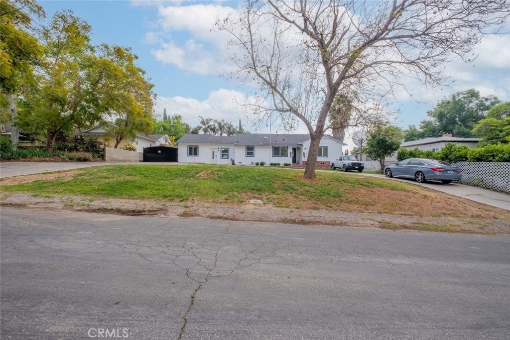 Photo of Listing #SR25097450