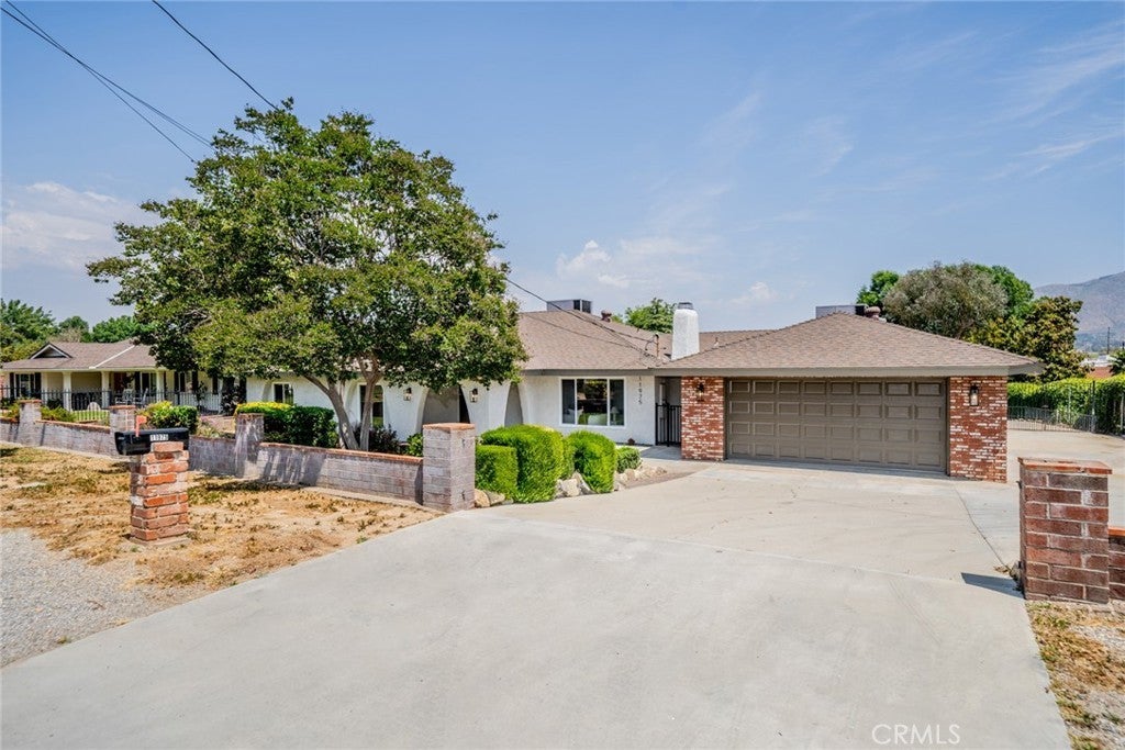 Photo of Listing #HD25097336