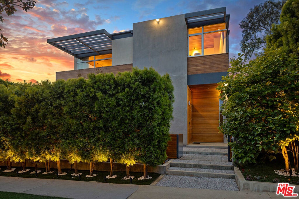 Photo of Listing #25528061