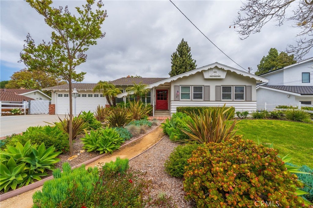 Photo of Listing #SB25097612