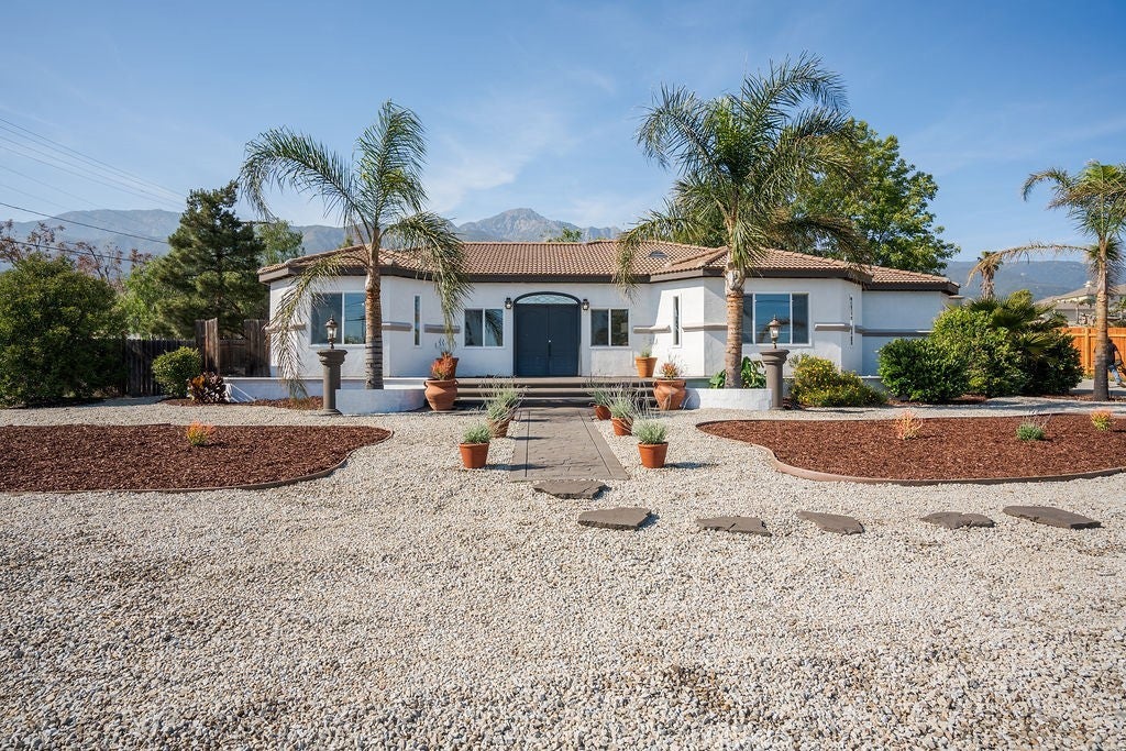 Photo of Listing #CV25097327