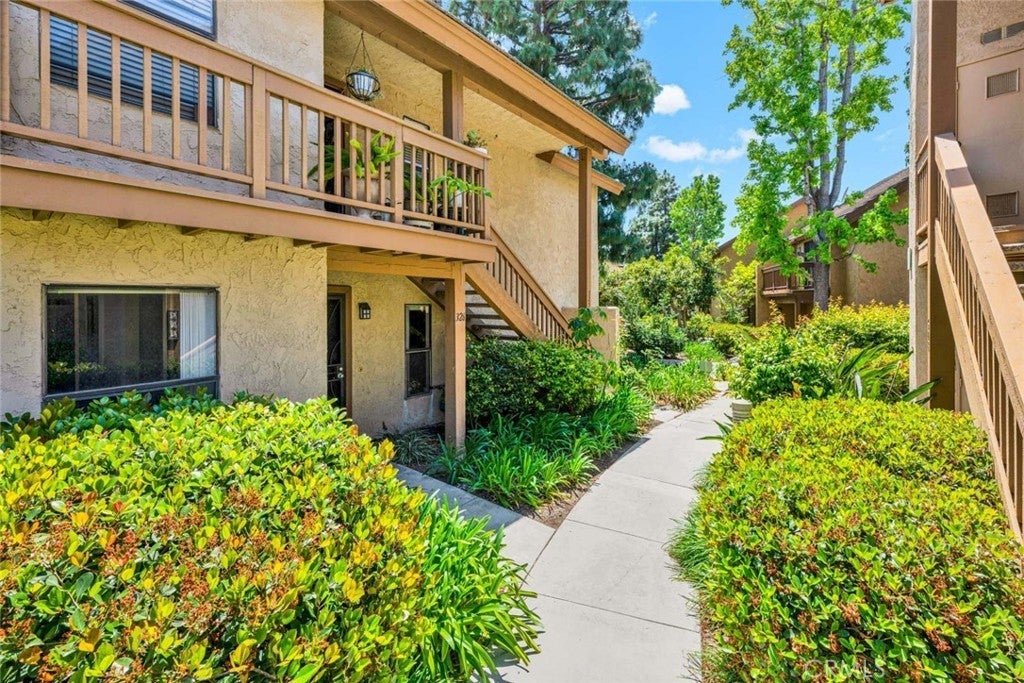 Photo of Listing #PW25096237