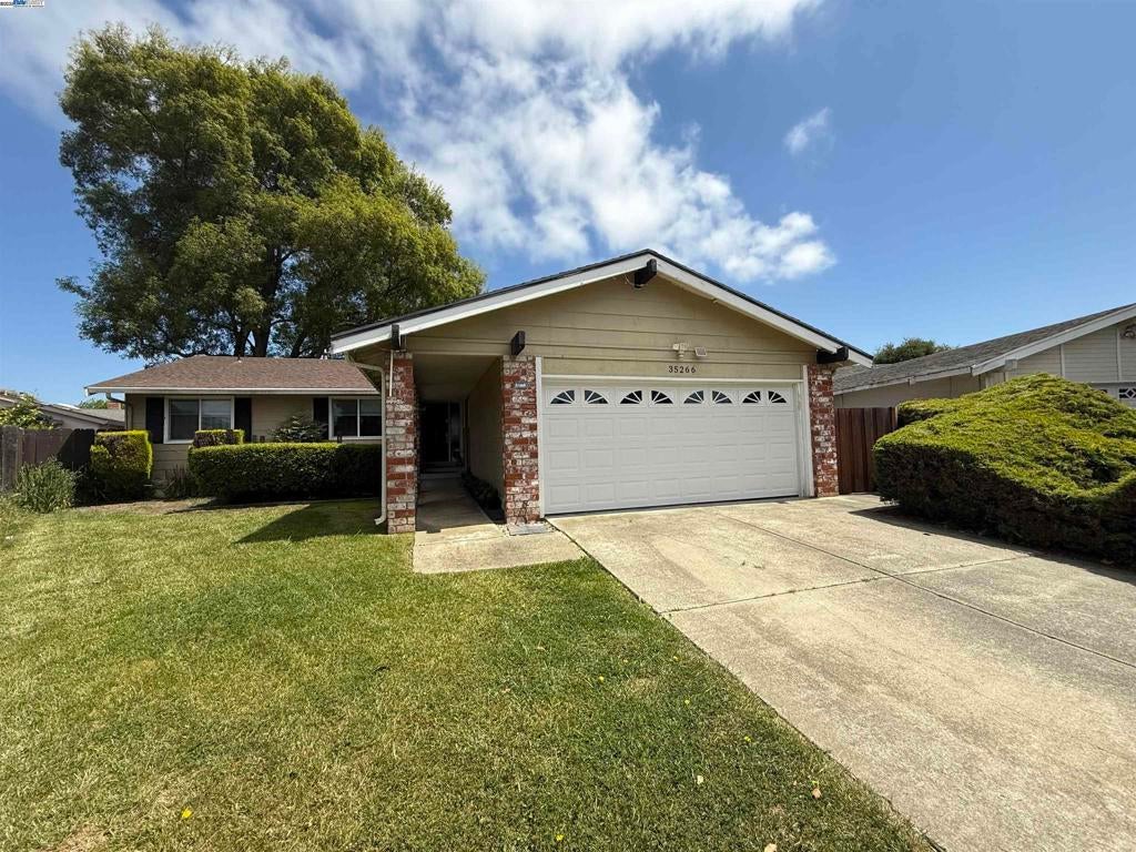 Photo of Listing #41095965