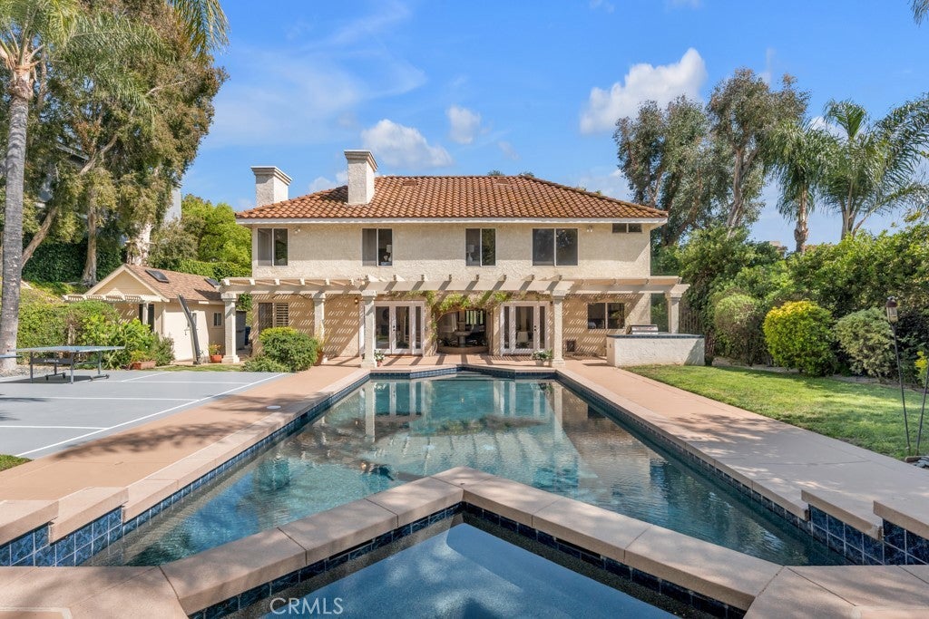 Photo of Listing #SR25095559