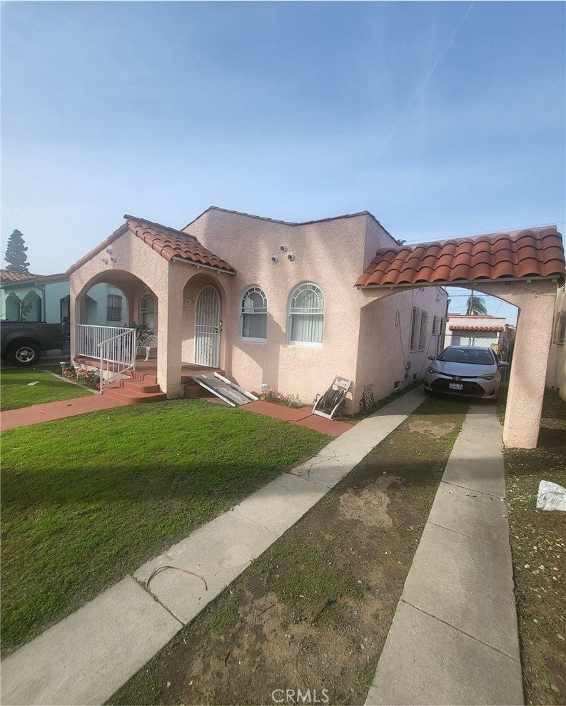 Photo of Listing #IV25097783