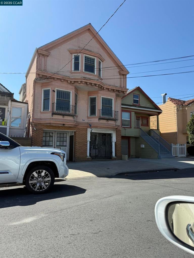 Photo of Listing #41096007