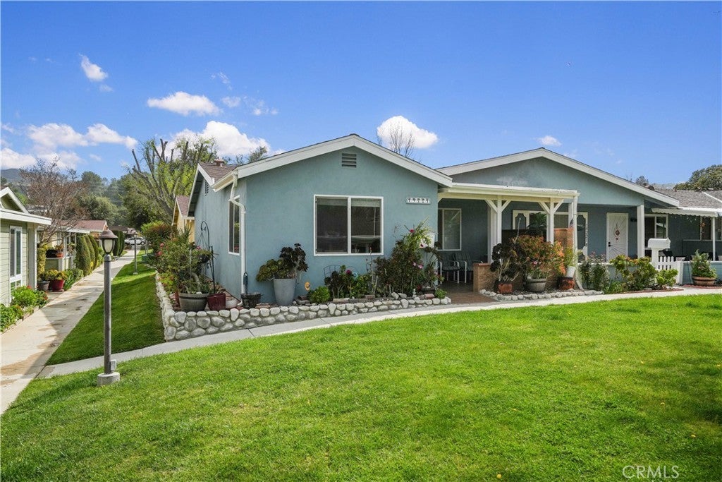 Photo of Listing #SR25097984