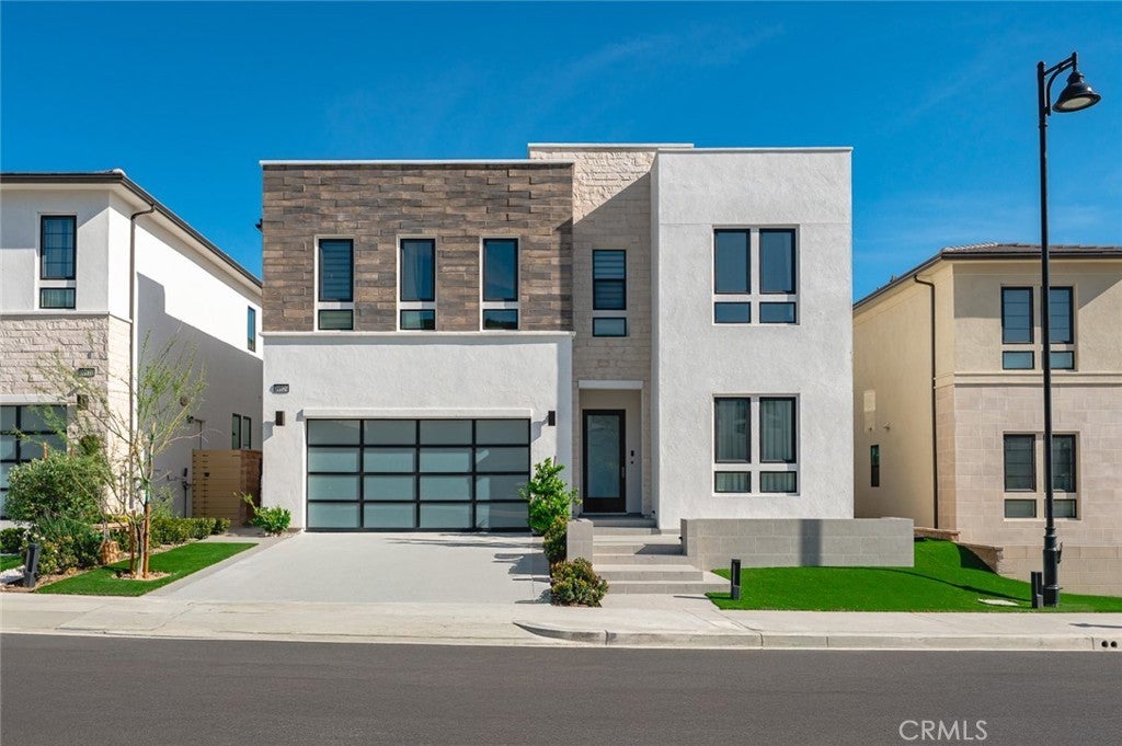 Photo of Listing #OC25094189