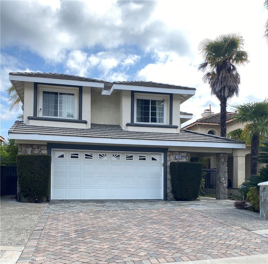 Photo of Listing #OC25098128