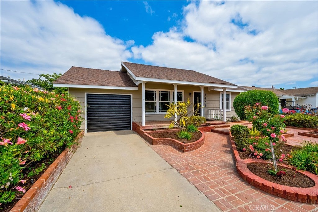 Photo of Listing #OC25098175