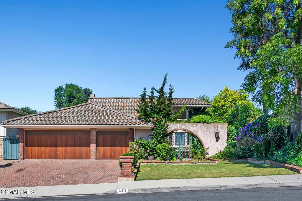 Photo of Listing #225002179