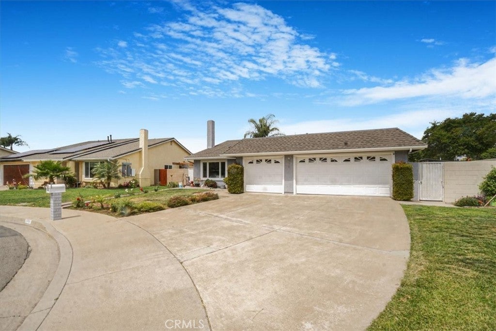 Photo of Listing #PW25097797