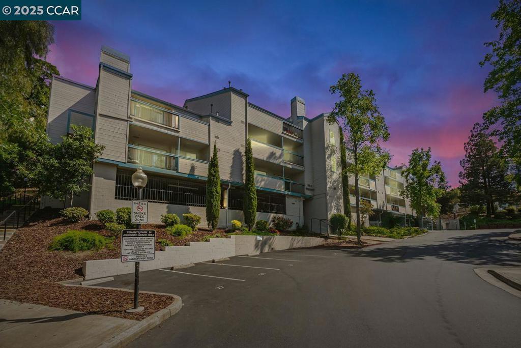 Photo of Listing #41096057