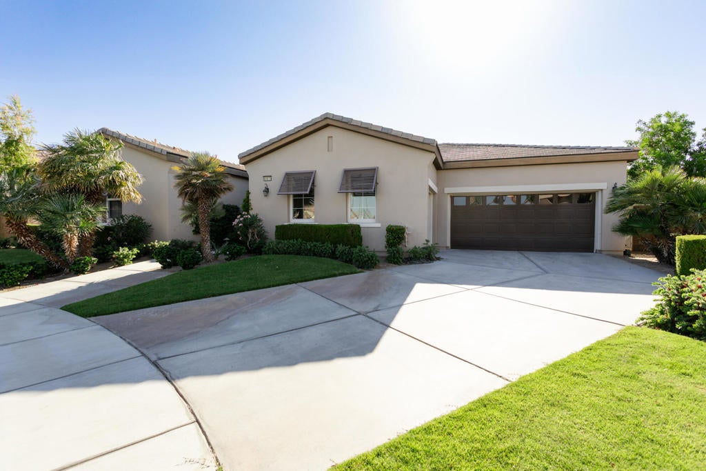 Featured Listing Image