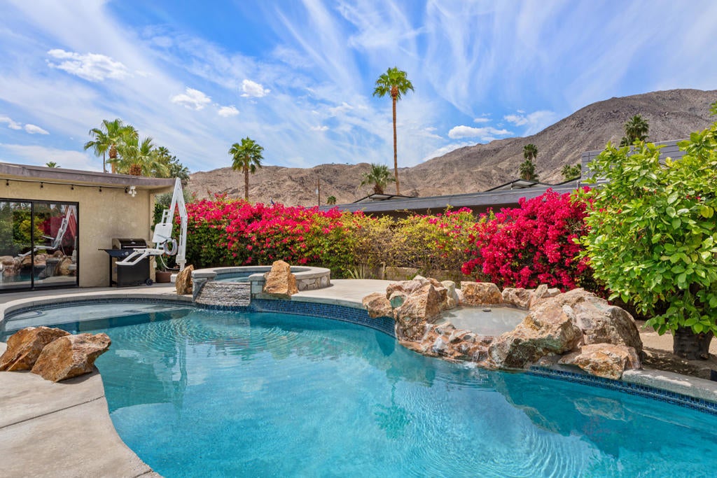 72596 Beavertail Street, Palm Desert