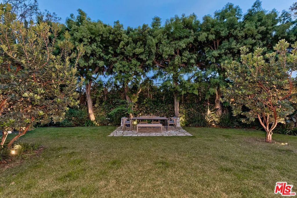 Photo of Listing #25531953