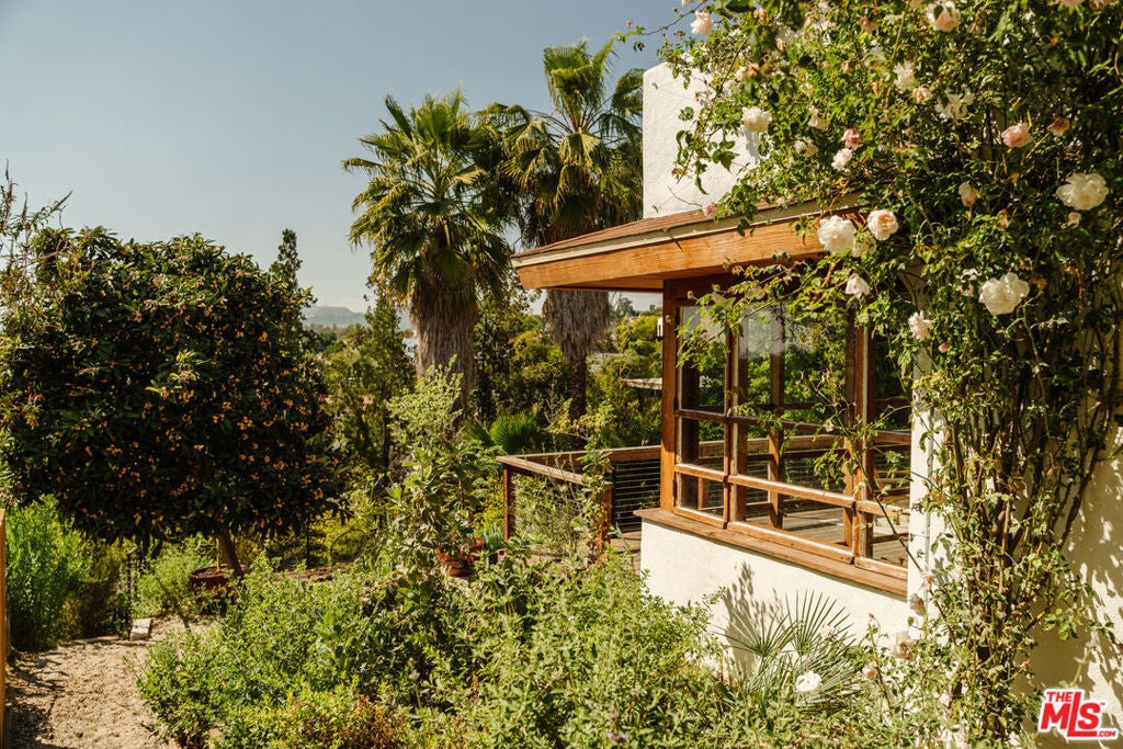 Photo of Listing #25533817