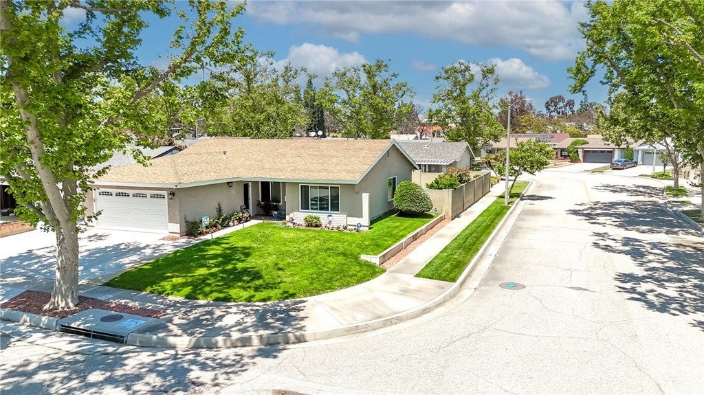 Photo of Listing #OC25099081