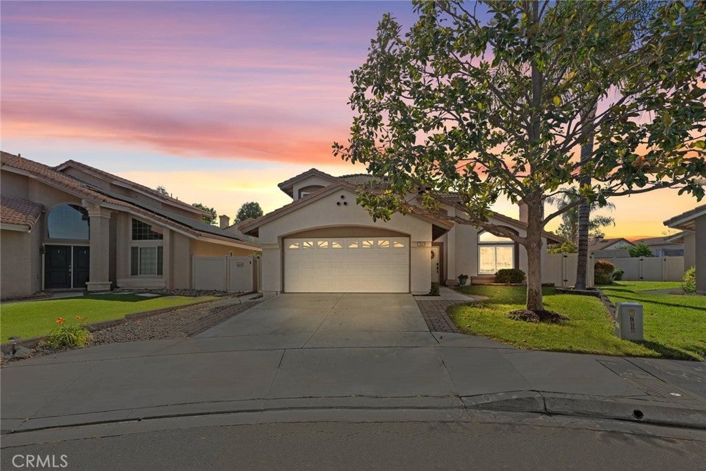 Photo of Listing #IV25095904