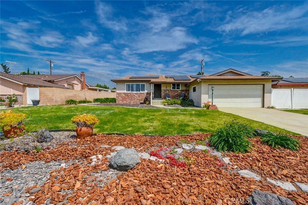 Photo of Listing #CV25093442